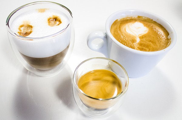 Hvad er forskellen på semi, automatiske og fuldautomatiske espressomaskiner?