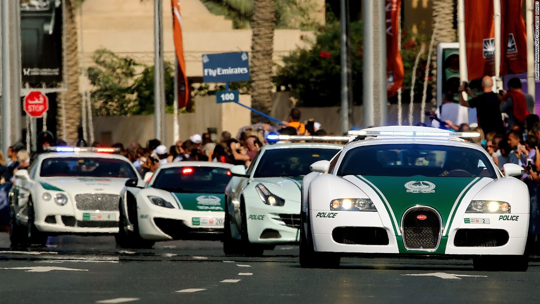 170322093349-05-dubai-police-supercars-s
