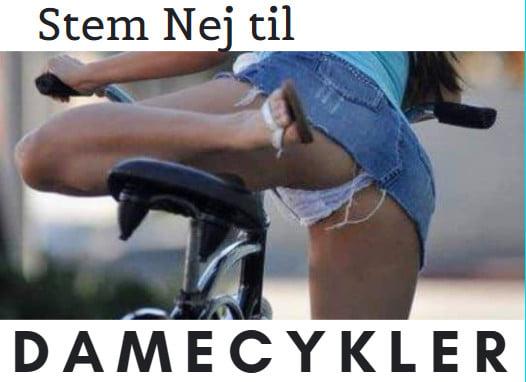 Kan være et billede af 1 person og tekst, der siger "Stem Nej til DAMECYKLER"