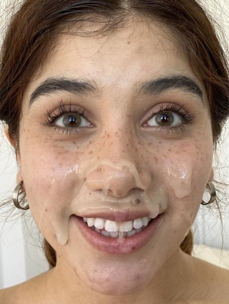 Teen Cumshot Pics - PornPics.com