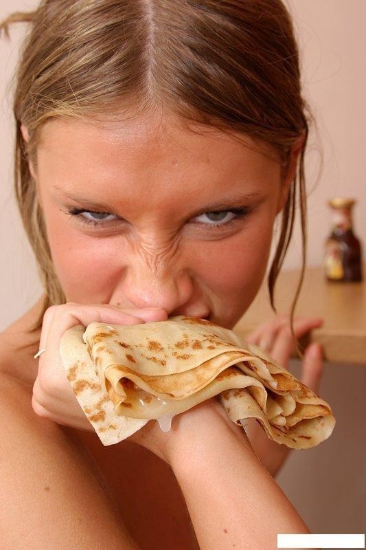 CUM ON FOOD