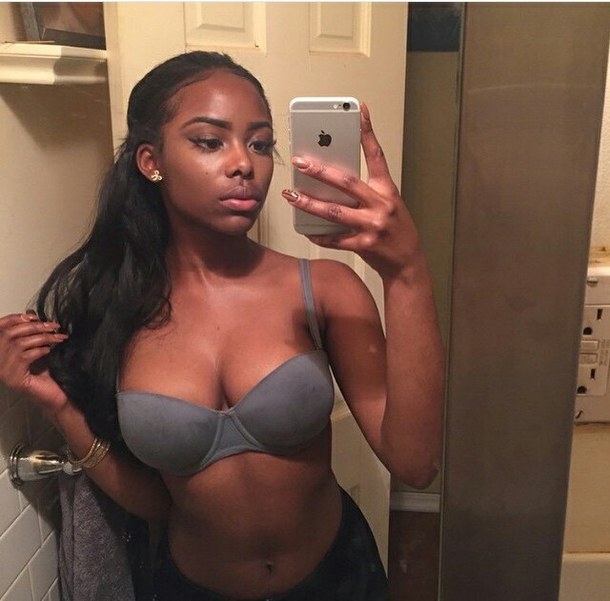 brown-skin-girl-selfie-melanin-Favim.com-4391667.jpeg