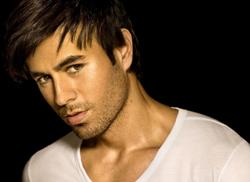 enrique-iglesias.thumb.jpg.96067058cfee6