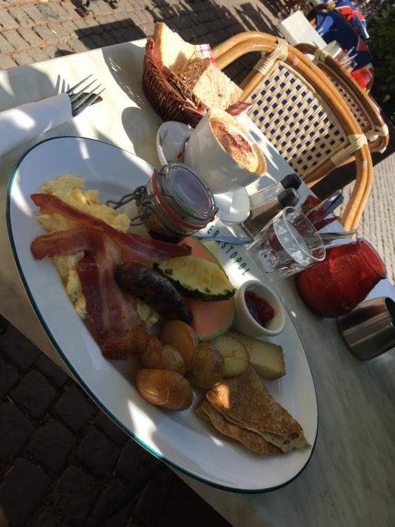 Brunch.JPG