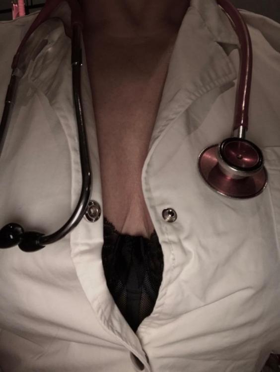 emma-nurse.jpg
