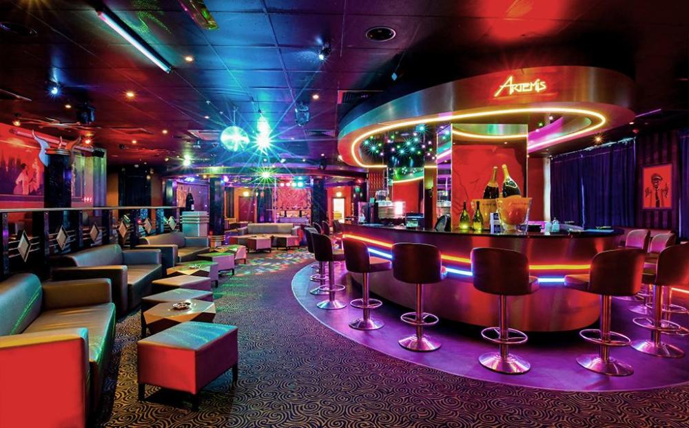 ambiente_club_1_1474994695_1024_745_neu.jpg