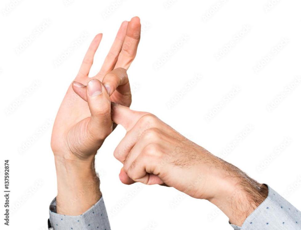 1000_F_137592874_nSBHV2YloNGjpTZFwFvq8Di3lD0HfA6J.jpg